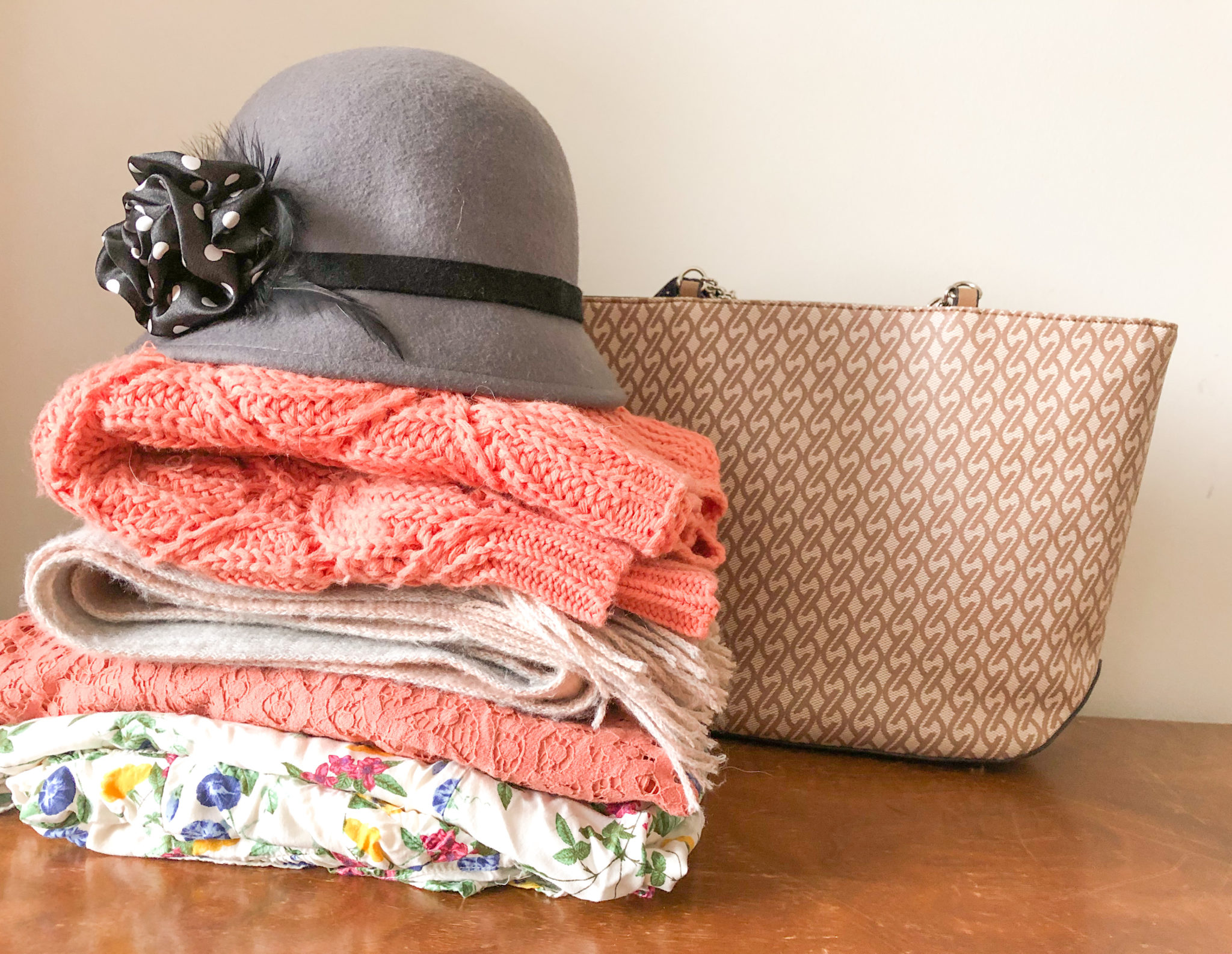 6 Ways to Dispose of Used Clothes